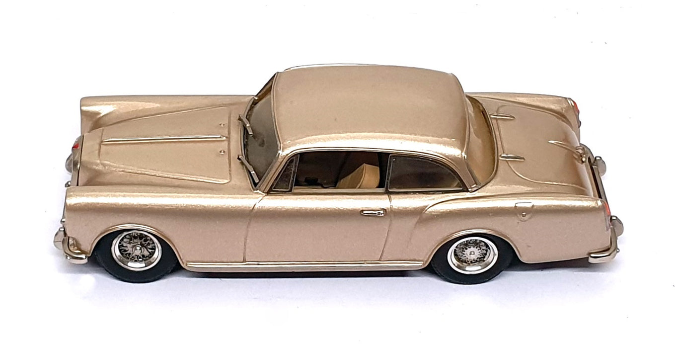 Top Marques 1/43 Scale HE7 - 1966/67 Alvis TF Saloon - Alpaca Gold