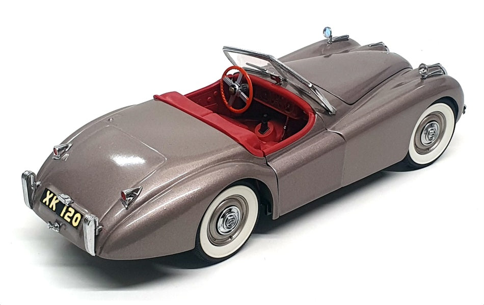 Danbury Mint 1/24 Scale DMJAG49 - 1949 Jaguar XK120 - Met Grey