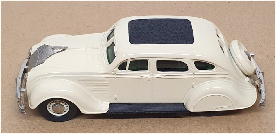 Brooklin 1/43 Scale BRK7 001A - 1934 Chrysler Airflow 4Dr - Cream