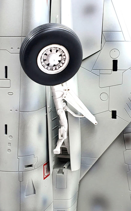 JSI 1/18 Scale 600235 - McDonnell Douglas F-14A VF-84 Jolly Rogers U.S Navy