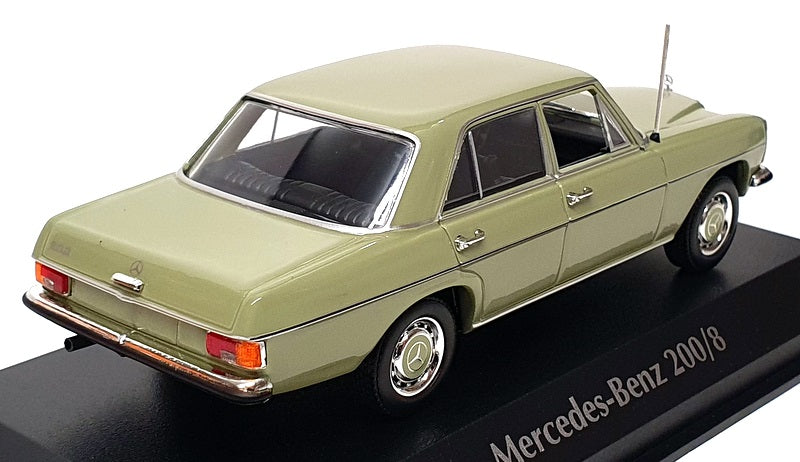 Maxichamps 1/43 Scale 940 034007 - 1968 Mercedes Benz 200/8 - Green