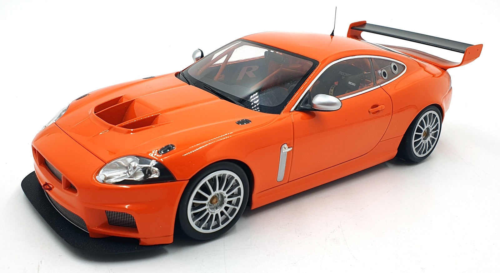 Minichamps 1/18 Scale 150 081391 - 2008 Jaguar XKR GT3 - Orange