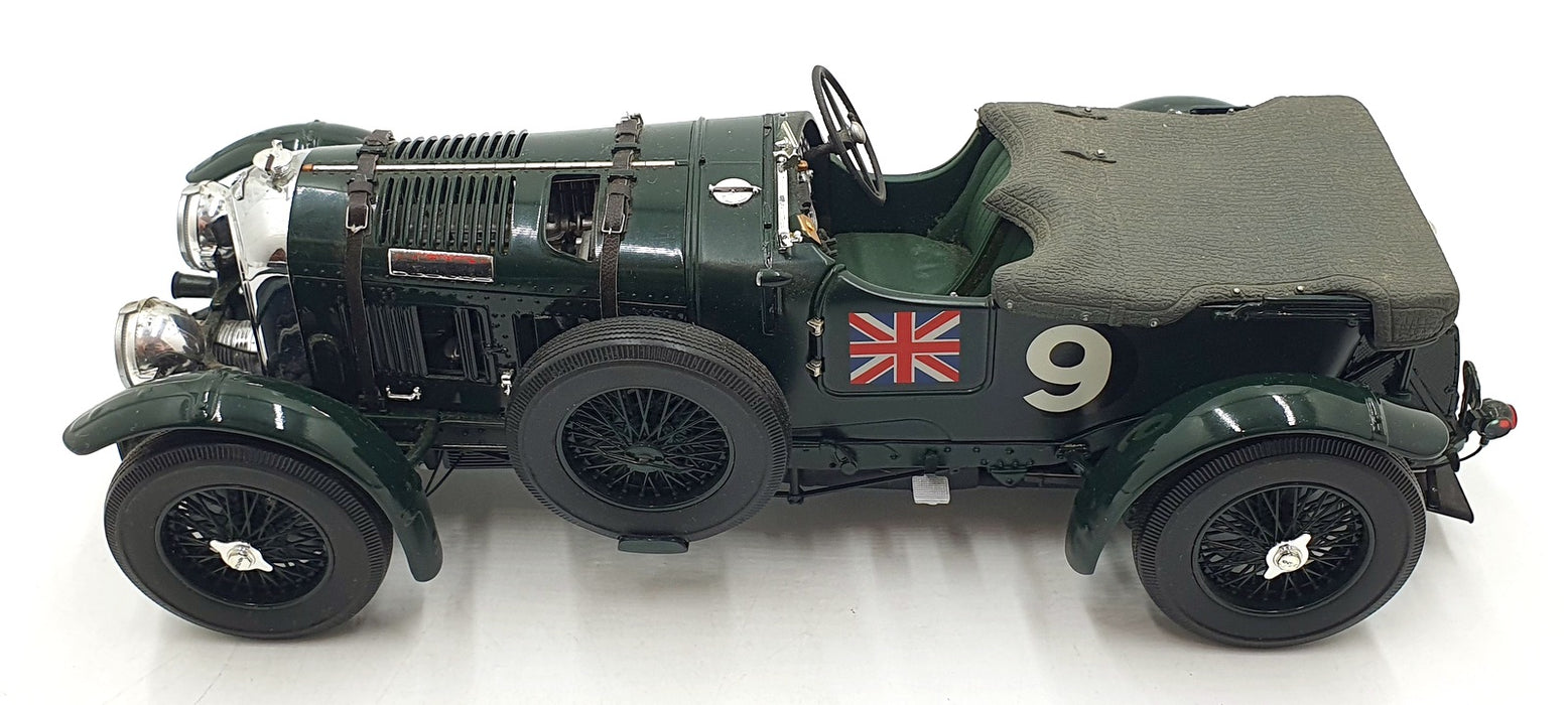 Minichamps 1/18 Scale DC25326A - Bentley 4 1/2 Litre Blower #9 Le Mans - Green
