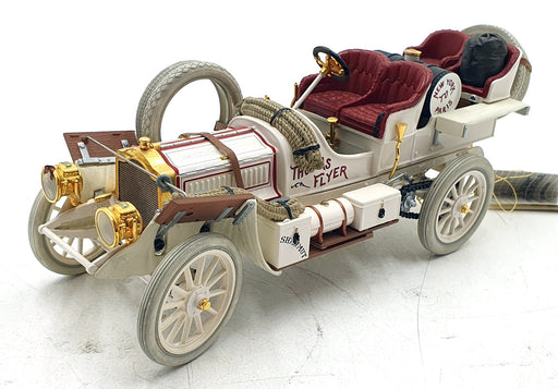 Franklin Mint 1/24 Scale 51225B - 1907 Thomas Flyer - White