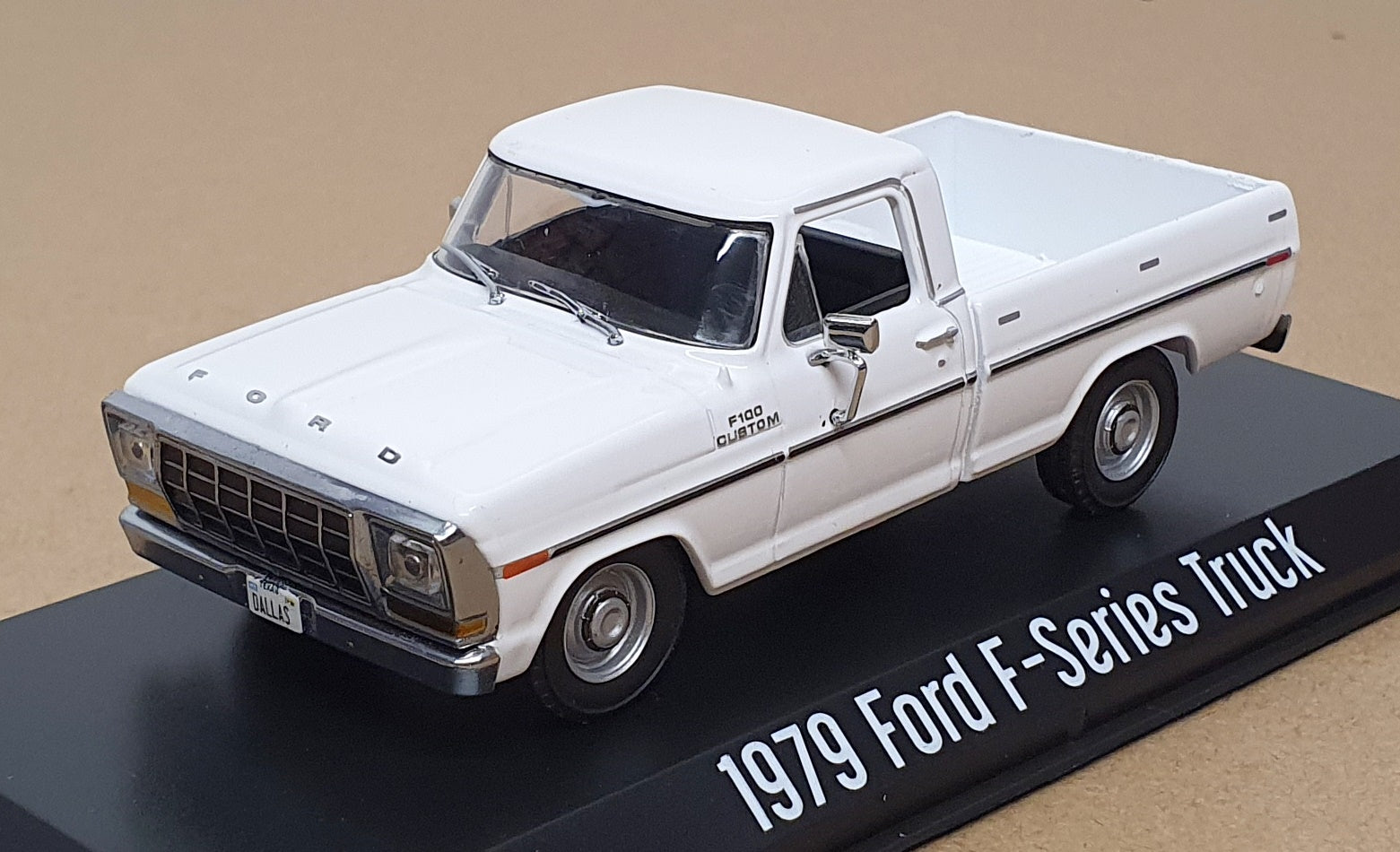 Greenlight 1/43 Scale 86071 - 1979 Ford F-Series Truck Dallas TV Series - White