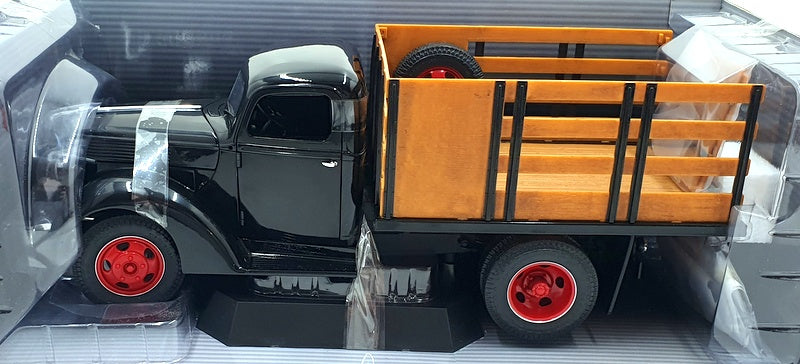 Highway 61 1/16 Scale Diecast 50257 - 1940 Ford Stake Truck - Black
