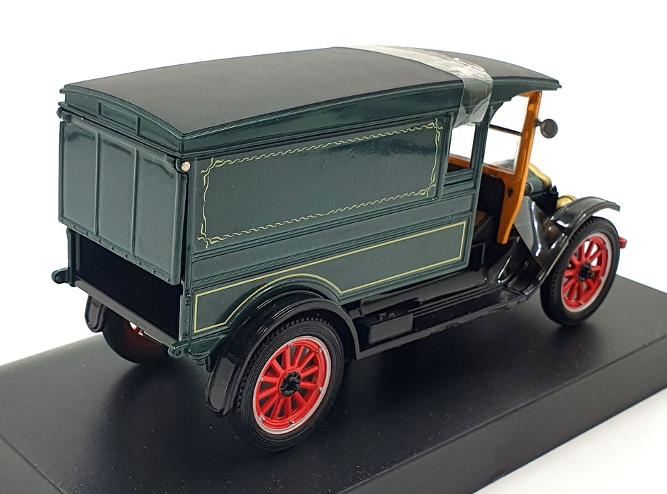 Signature Models 1/32 Scale 12326A - 1920 White Van - Green/Red Wheels