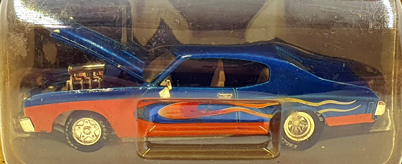 Racing Champions 1/60 Scale 08111 - 1970 Chevrolet Chevelle SS Met. Blue/ Flames