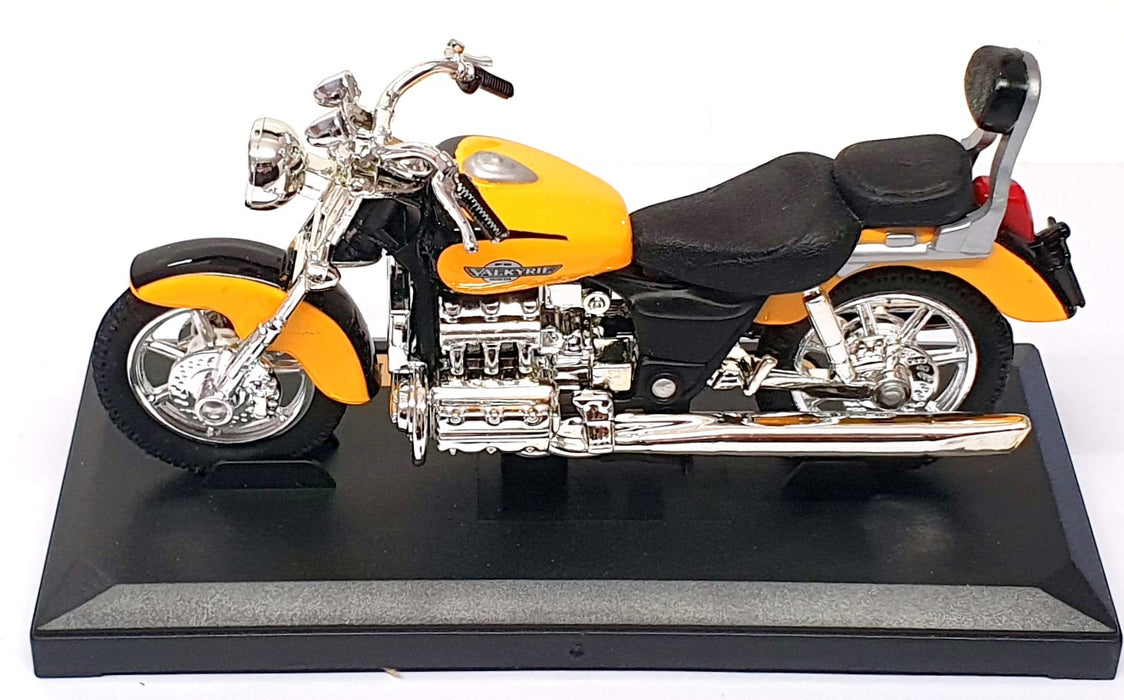 Motor Max 1/18 Scale 62002 - Honda Valkyrie Motorbike - Yellow