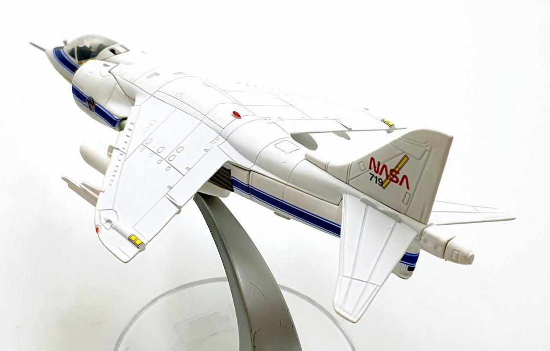 Corgi 1/72 Scale AA32408 Hawker Siddeley AV-8C Harrier NASA Ames USA