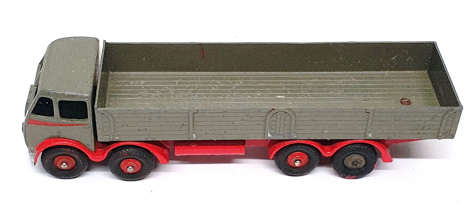 Dinky Toys Original Diecast 901 - Foden Diesel 8Wh. Wagon - Grey/Red