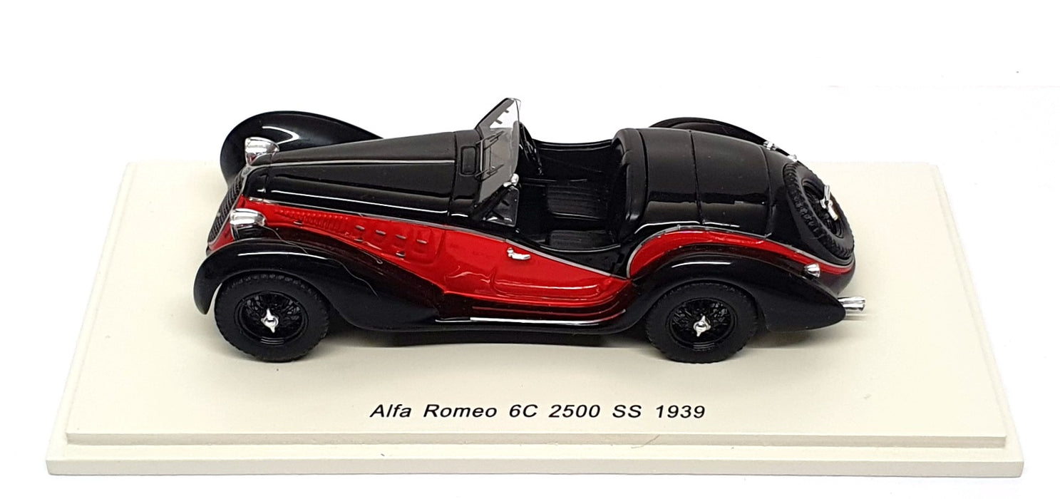 Spark Model 1/43 Scale S2715 - 1939 Alfa Romeo 6c 2500 SS - Black/Red