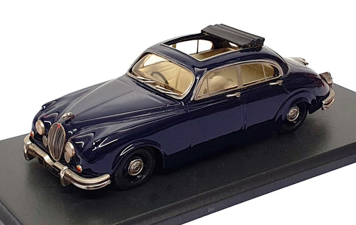 SMTS 1/43 Scale CL20 - Jaguar Mk2 With Black Sunroof - Blue