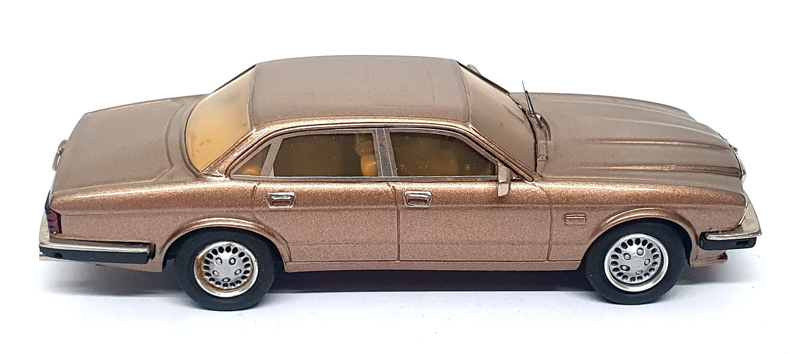 Western Kims Classics 1/43 Scale No. 6 - 1992 Jaguar XJS - Dk. Gold