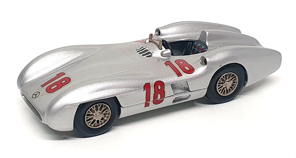 Plumbies Kit monté 1/43 - Horch 855 Roadster 1939