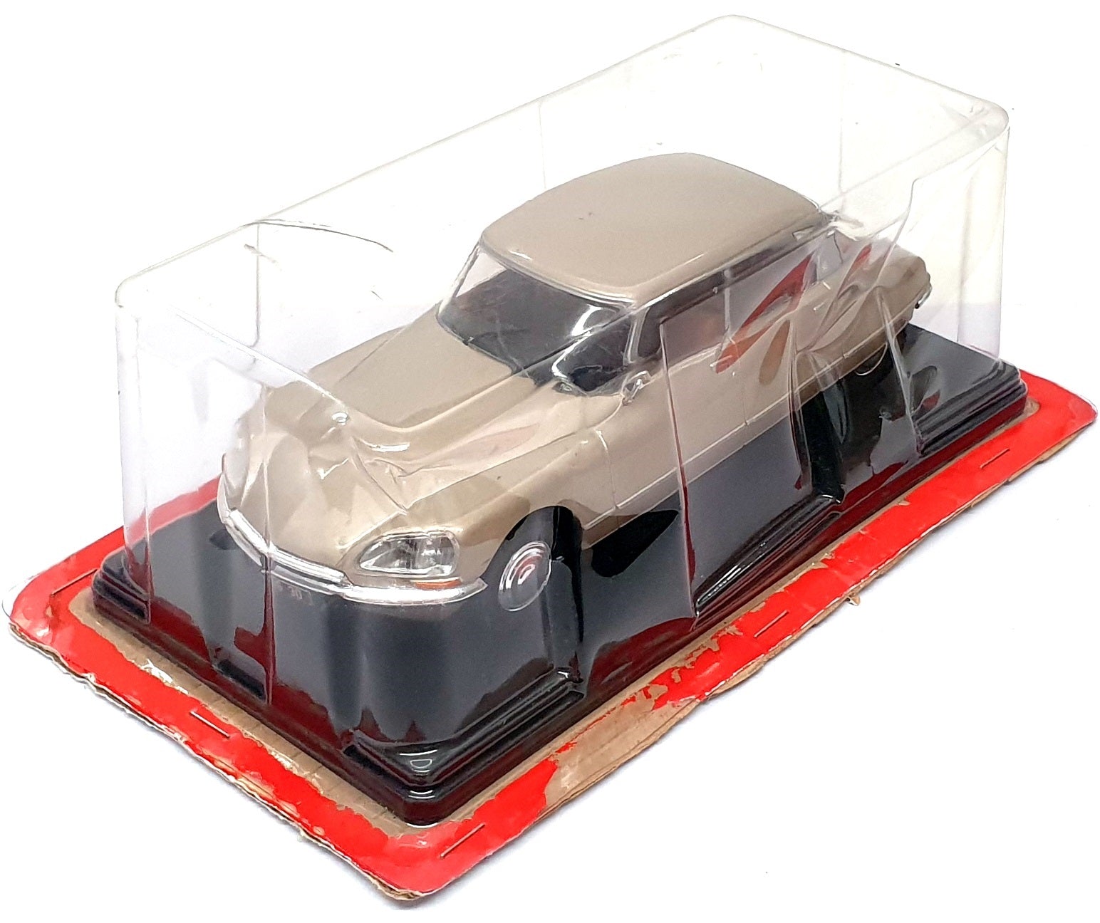 Altaya 1/24 Scale APA124 - 1973 Citroen DS23 Pallas - Met. Lt. Beige
