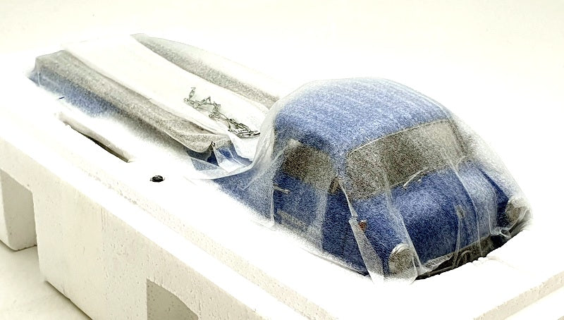 CMC 1/18 Scale Diecast M-036 - 1954 Mercedes Benz Renntransporter Truck - Blue