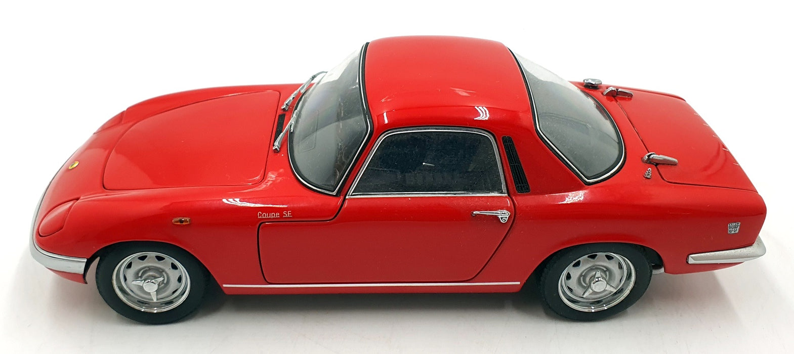 Autoart 1/18 Scale Diecast 75351 - Lotus Elan S/E Coupe - Red