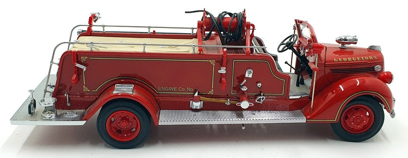 Road Signature 1/24 Scale Diecast 20058 - 1938 Georgetown Fire Engine Red