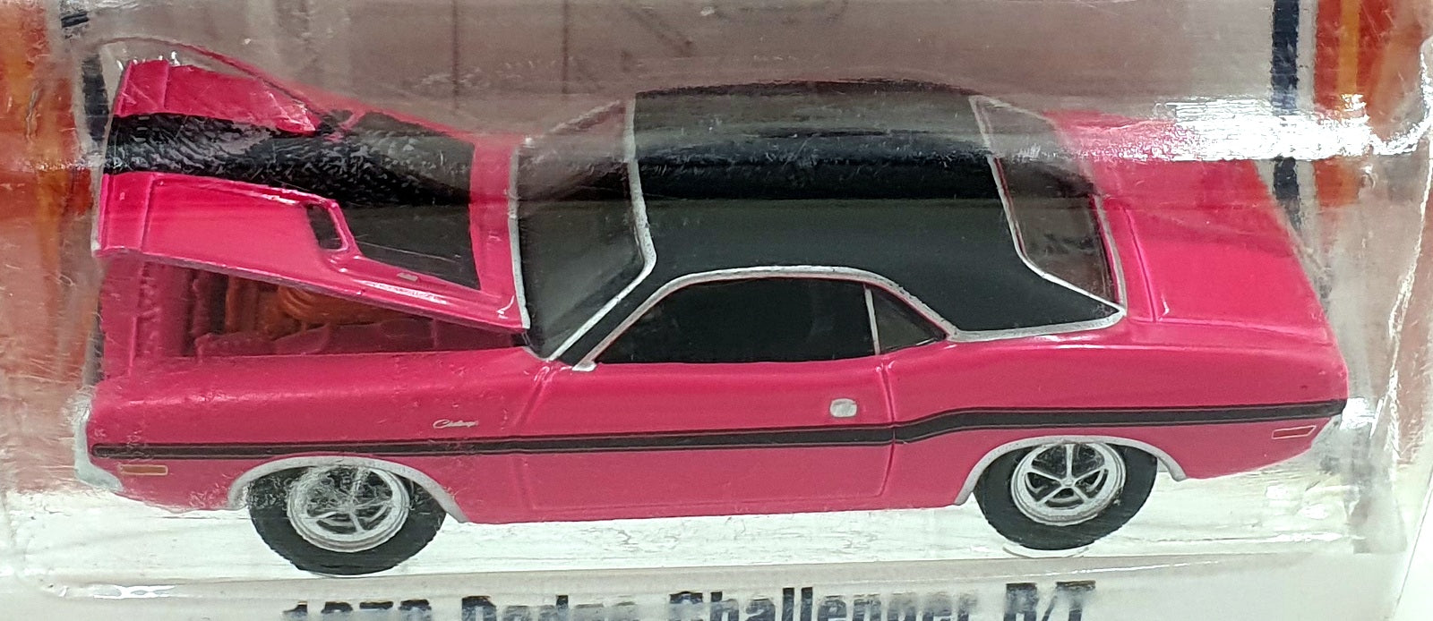 Greenlight 1/64 Scale 13050 - 1970 Dodge Challenger R/T - Pink