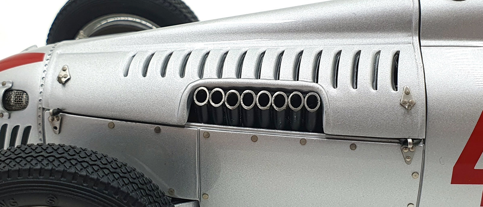 CMC 1/18 Scale M-073 - Auto Union Type C #4 1936 Sieger German GP