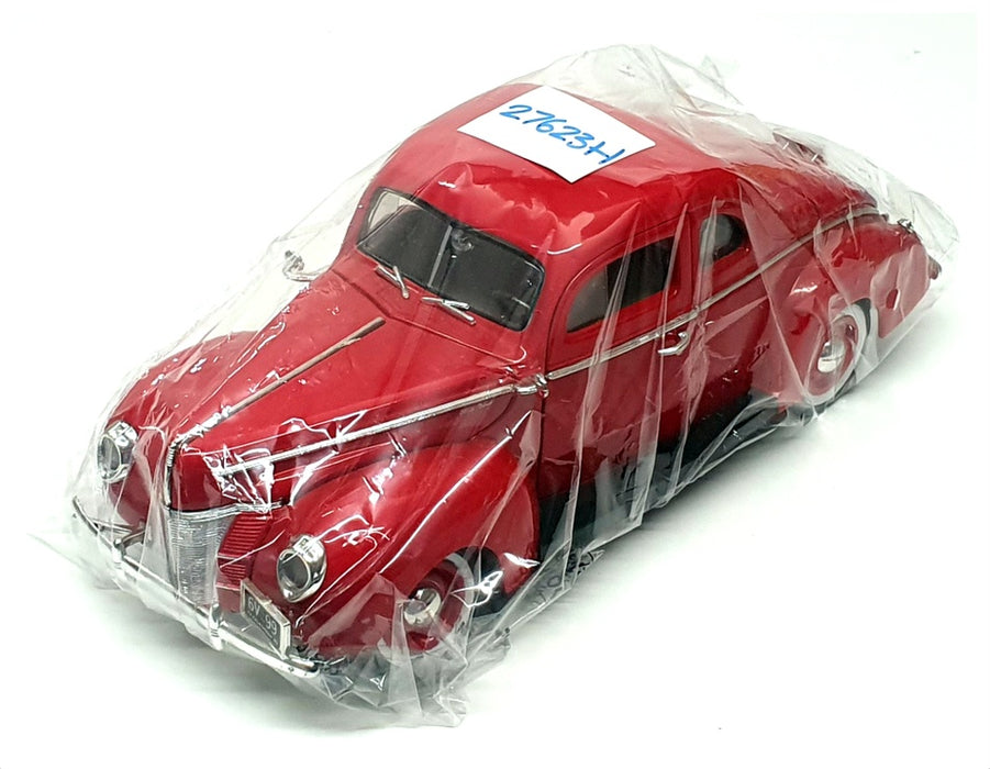 Motor Max 1/18 Scale Diecast 27623H - 1940 Ford Sedan - Red