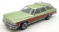 BOS Models 1/18 scale BOS094 - Buick Estate Wagon - Light Green/Wood 