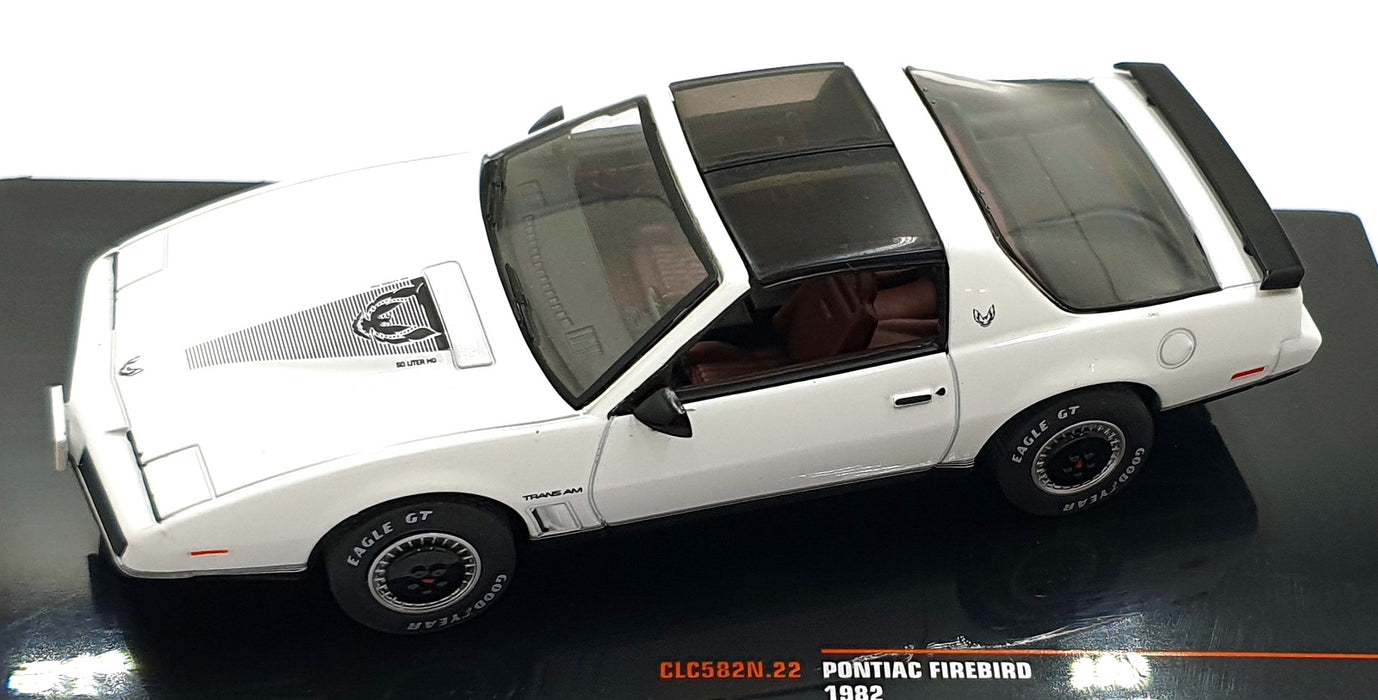 Ixo 1/43 Scale CLC582N.22 - 1982 Pontiac Firebird - White