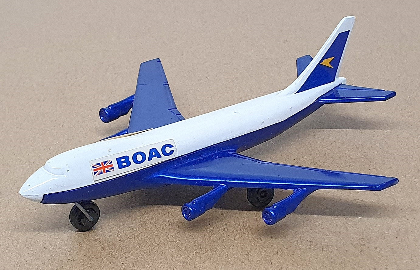 Matchbox 11cm Long Diecast SP-10 - Boeing 747 Aircraft BOAC - White/Blue