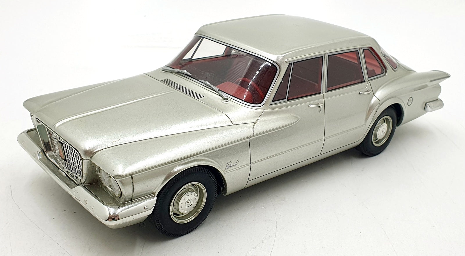 BOS Models 1/18 Scale Resin BOS204 - 1960 Plymouth Valiant - Metallic grey