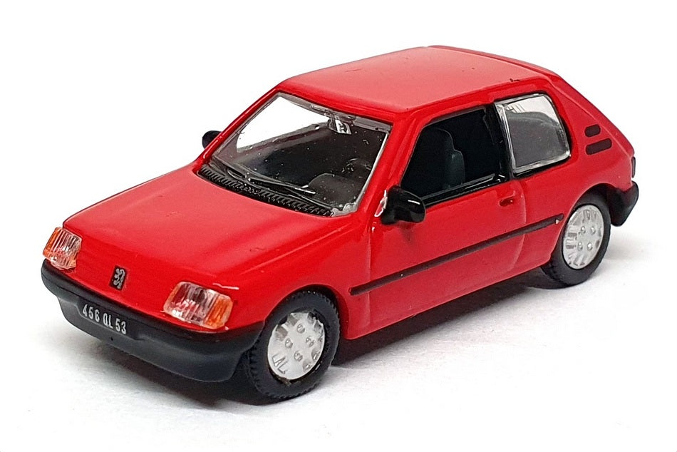 Norev 1/87 Scale 471732 - 1985 Peugeot 205 Xl - Red