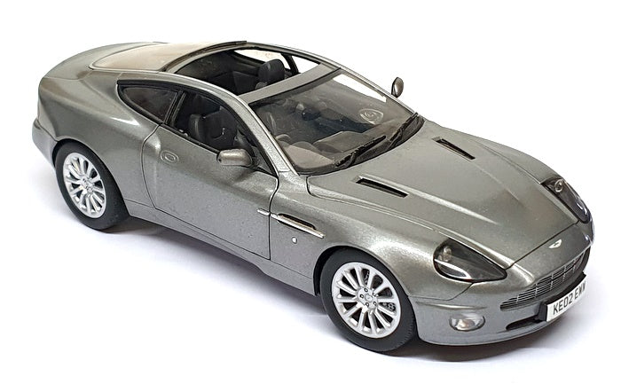 Beanstalk 1/18 Scale 25625G - Aston Martin Vanquish Bond 007 Die Another Day