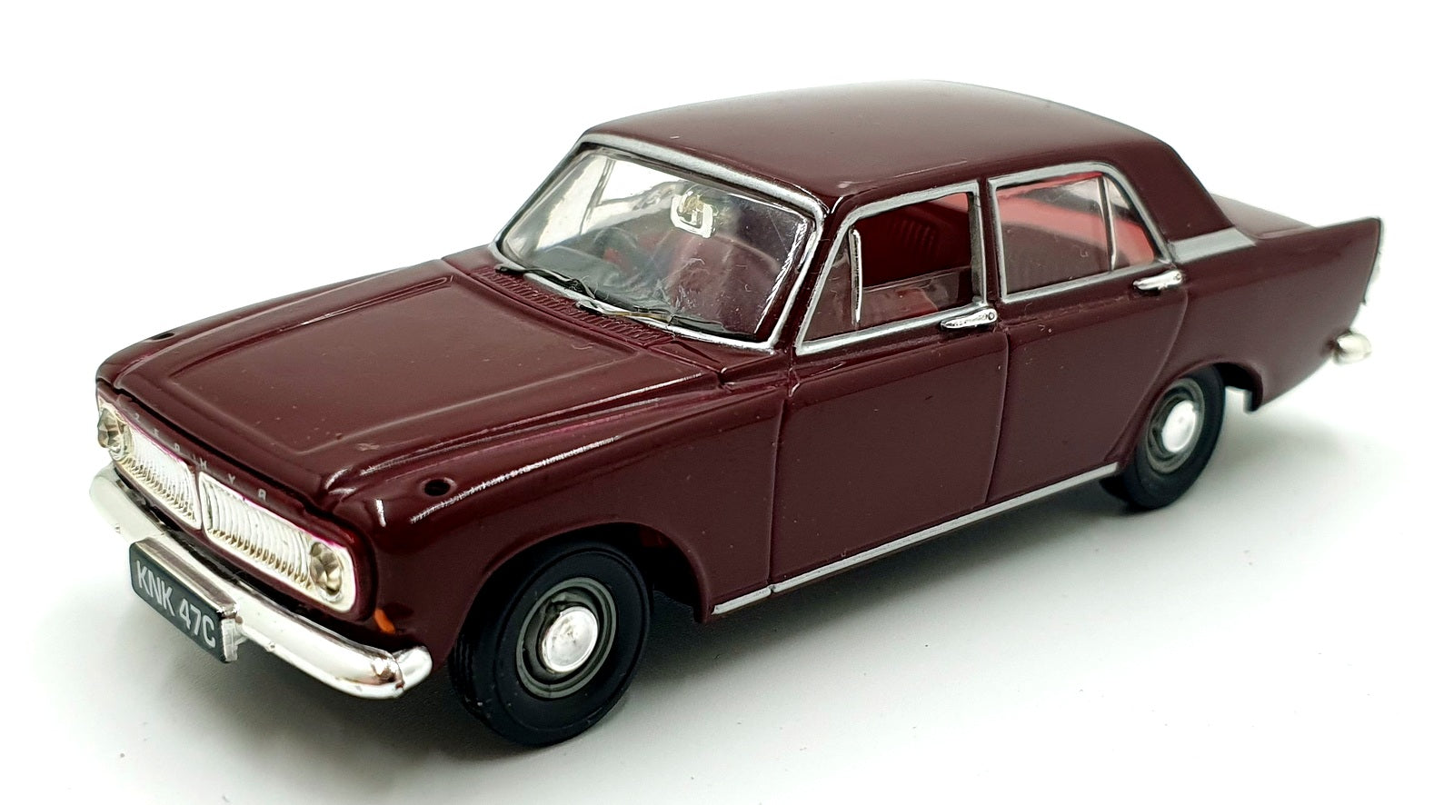 Vanguards 1/43 Scale VA46002 - Ford Zephyr 6 MKIII - Maroon