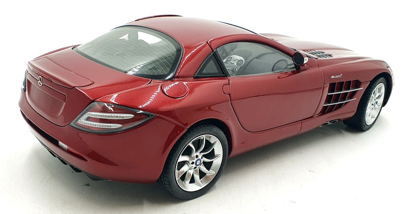 CMC 1/12 Scale Diecast C-006A - Mercedes-Benz SLR McLaren 2003 - Dark Red