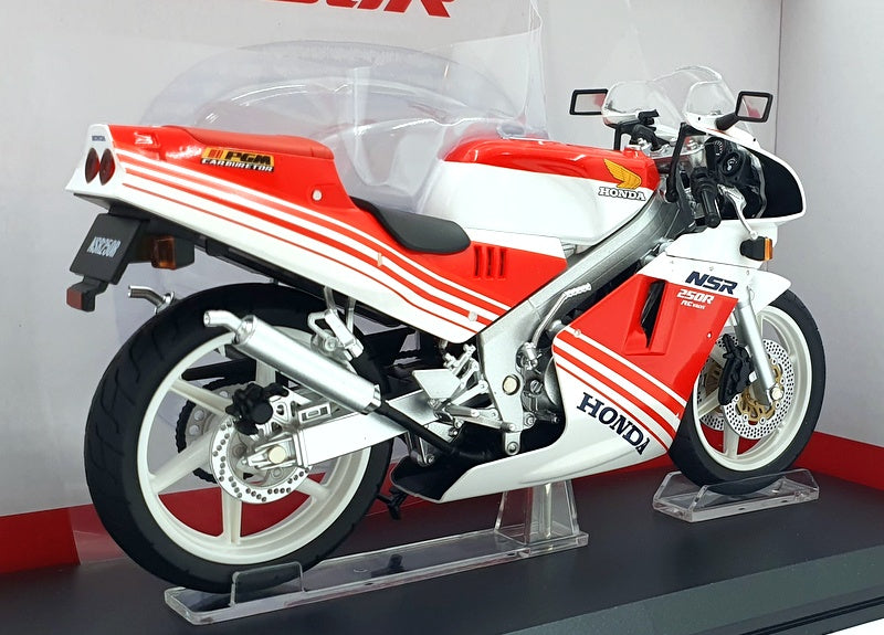 Aoshima 1/12 Scale 11156-3800 - 1988 Honda NSR250R - Red/White