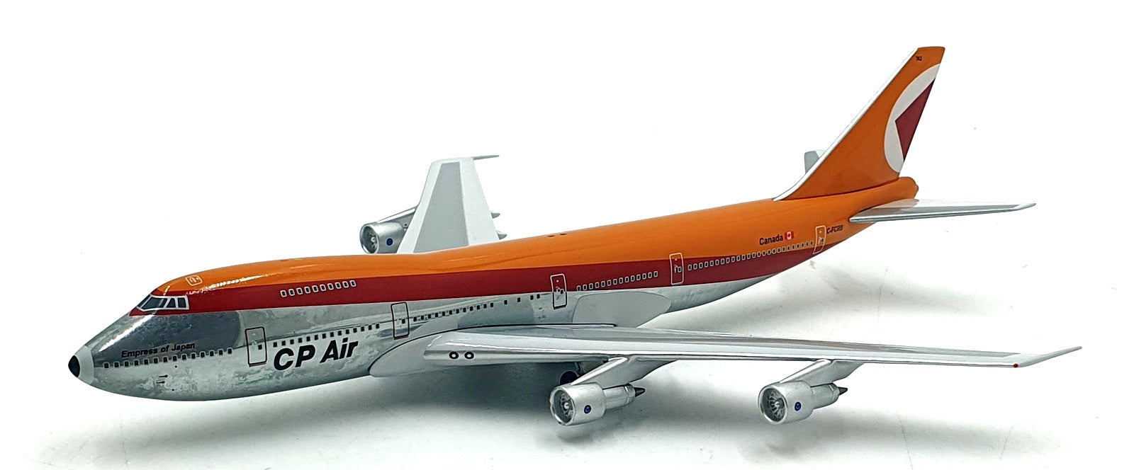 Aero Classics 1/400 Scale 090326D - Boeing 747 "CP AIR" Aircraft C-FCRB