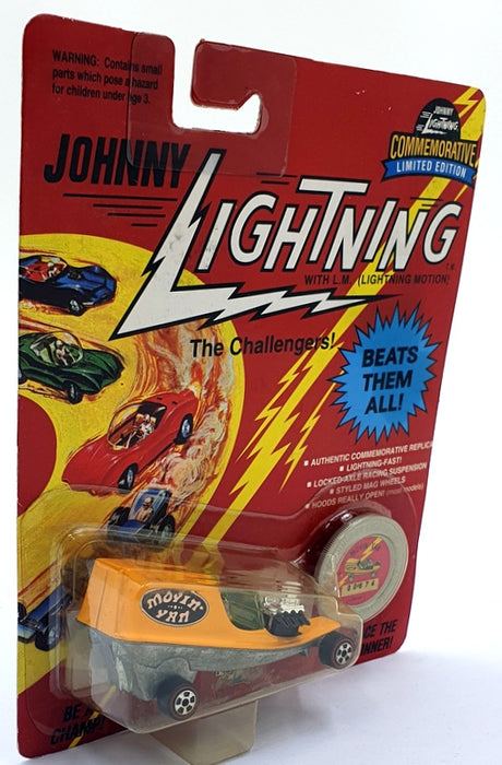 Johnny Lightning 1/64 Scale 100-190 - The Challengers Movin' Van - Orange
