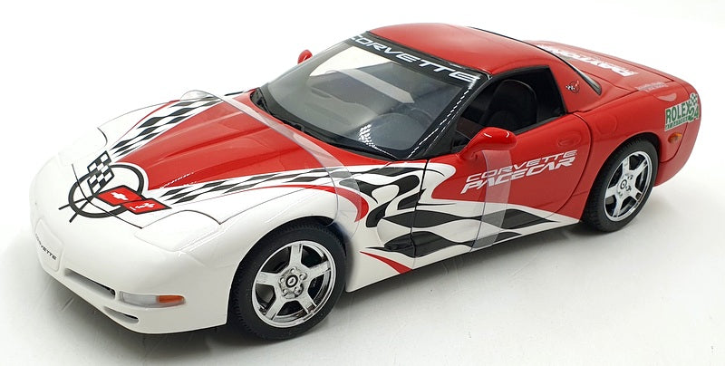 UT 1/18 Scale Diecast DC11123C - Chevrolet Corvette Pace Car - Red/White