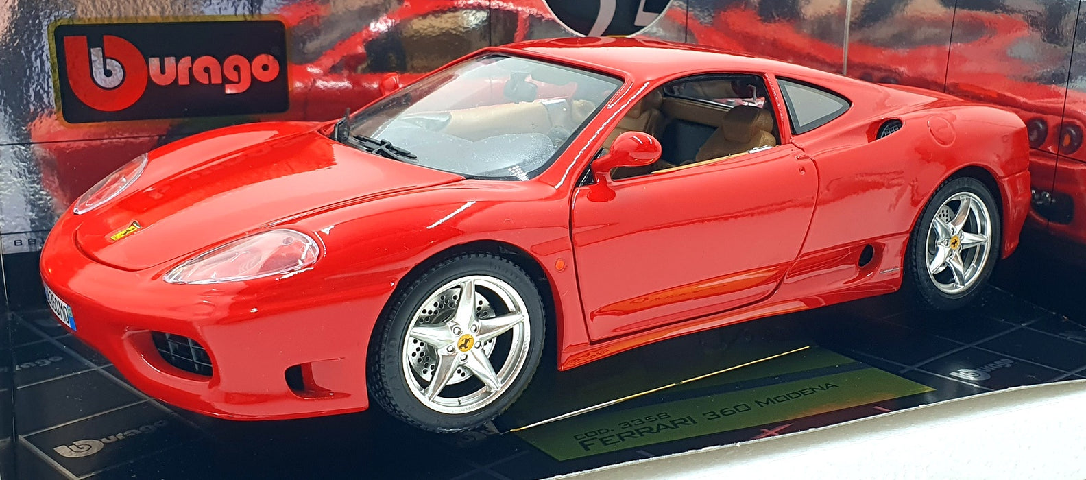 Burago 1/18 Scale Diecast 3358 - 1999 Ferrari 360 Modena - Red