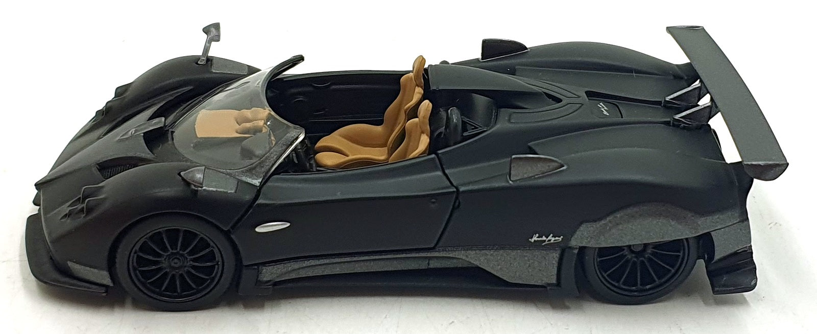 Tayumo 1/36 Scale Pull Back & Go 36120211 - Pagani Zonda HP Barchetta LHD 