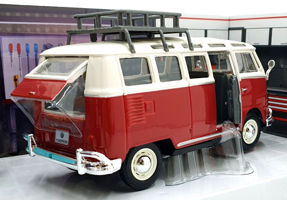 Maisto Custom Shop 1/25 Scale 32471 - Volkswagen T1 Samba - Red/White
