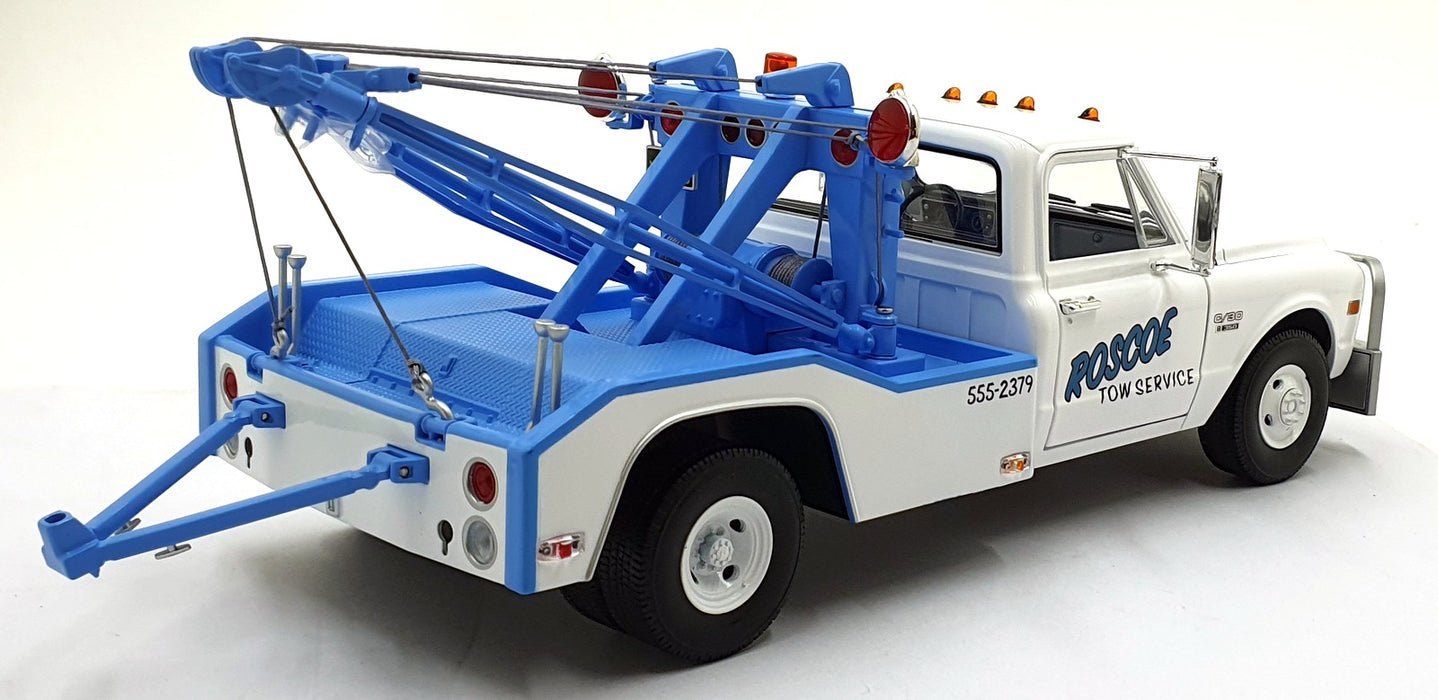 Greenlight 1/18 Scale 13684 - 1969 Chevrolet C-30 Dually Wrecker Starsky & Hutch