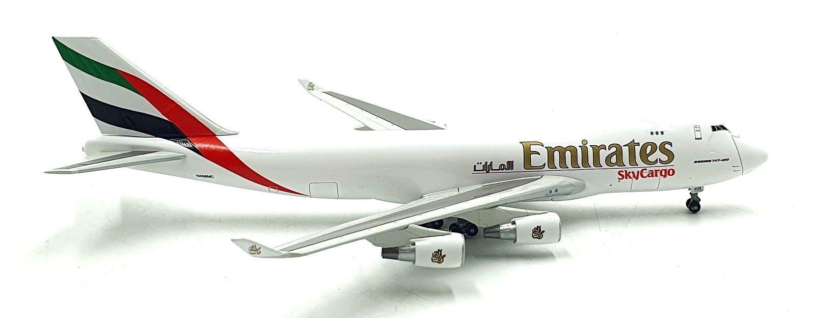 Dragon Wings 1/400 Scale 55318 - Emirates Sky Cargo B747-47UF Aircraft