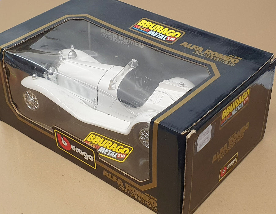 Burago 1/18 Scale Diecast 3008 - 1932 Alfa Romeo 2300 Spider - White