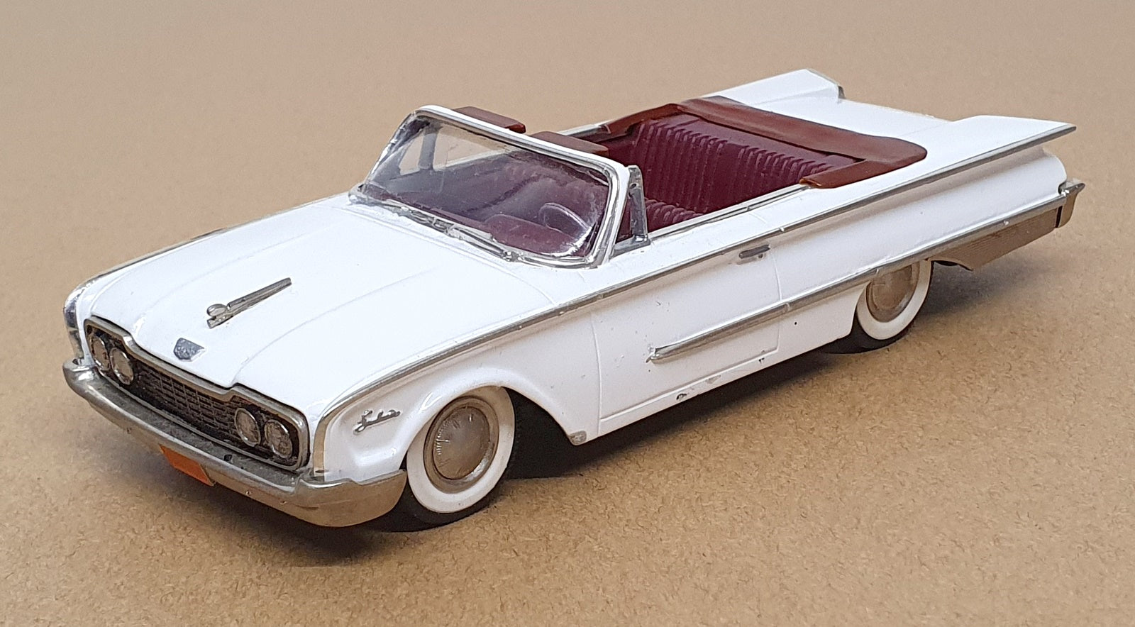 Brooklin Models 1/43 Scale BRK37 - 1960 Ford Sunliner Convertible - REWORKED