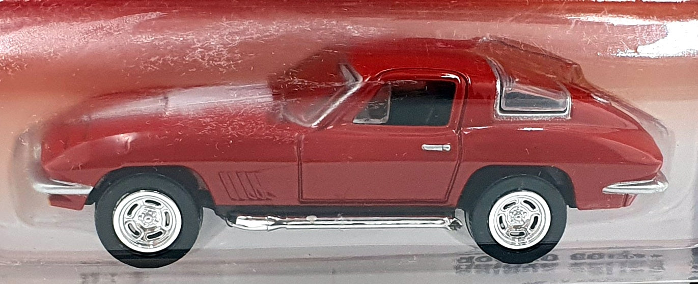 Auto World 1/64 Scale AW64021 - 1967 Corvette 427 - Red