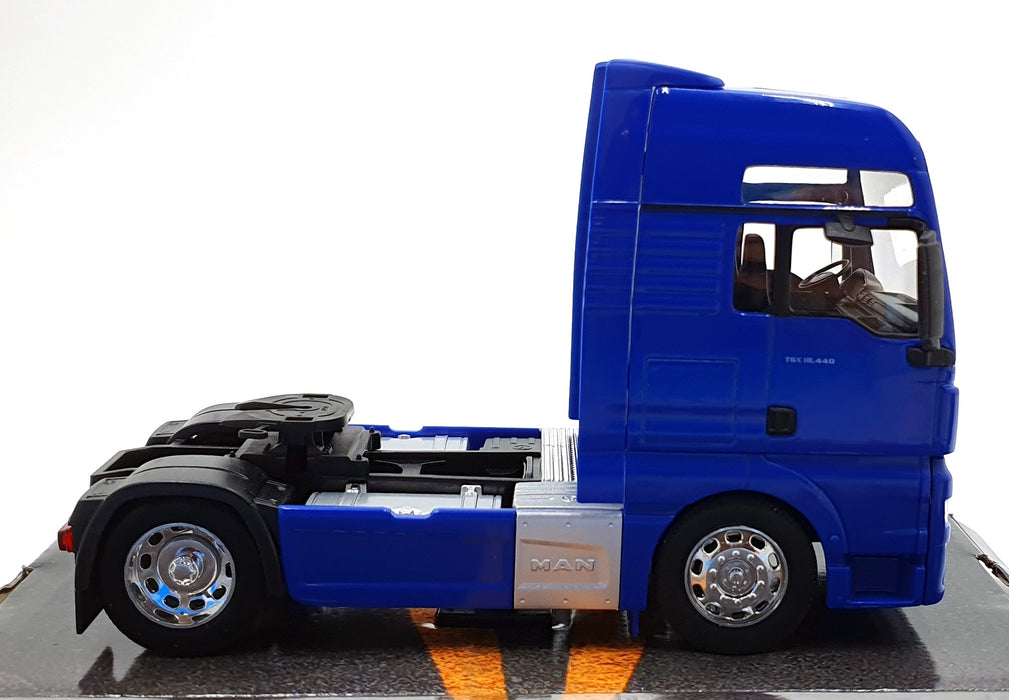 Welly 1/32 Scale 32650S-W - MAN TGX XXL Truck Tractor - Blue