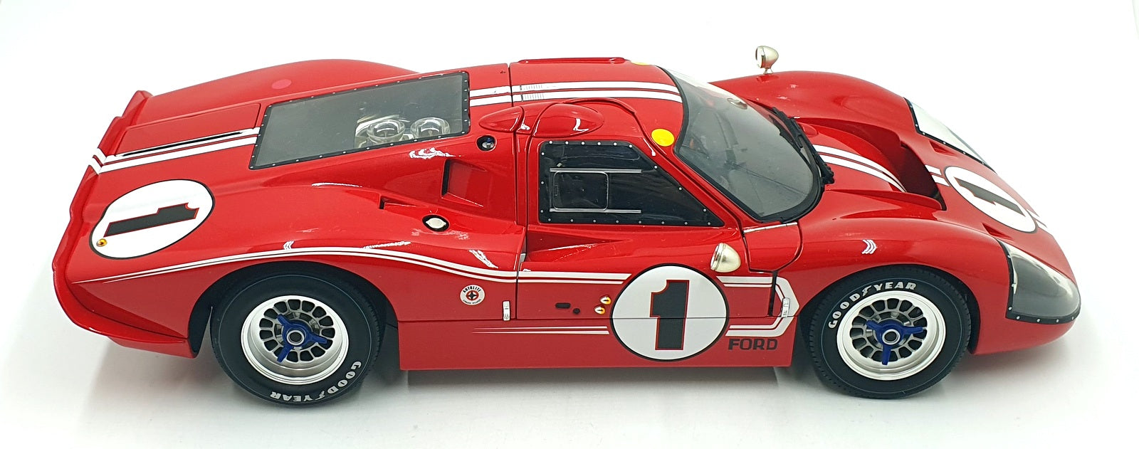 GMP 1/12 Scale Diecast 12072 - 1967 Ford GT40 Mark IV #1 - Red/White