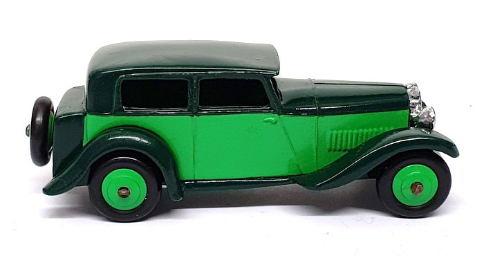 DG Models 9cm Long Dinky Style Model DG81G - Aston Martin Saloon - 2-Tone Green