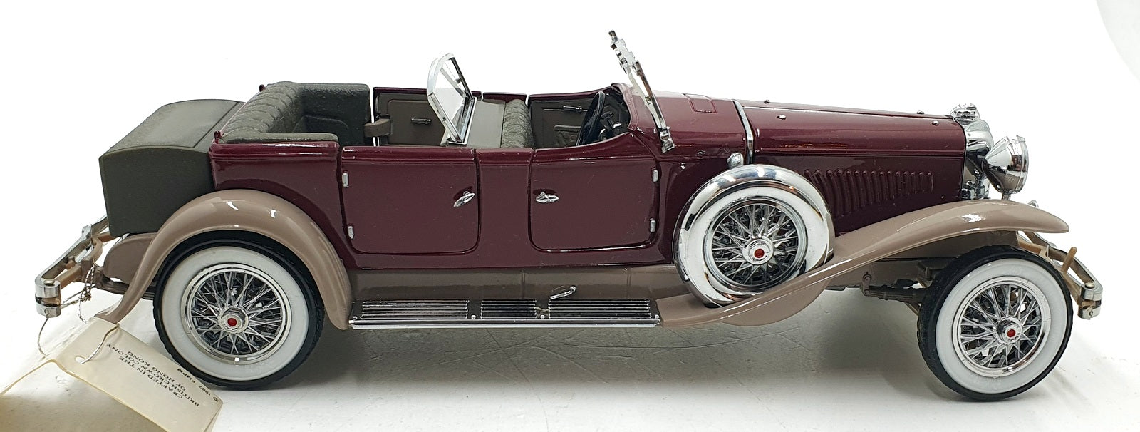 Franklin Mint 1/24 Scale 51225C - 1930 Duesenberg J Derham Tourster - Red/Beige